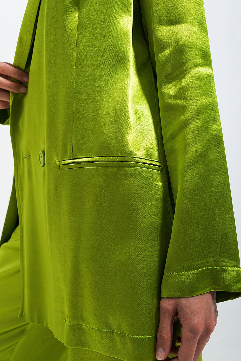 Satin Blazer in Green